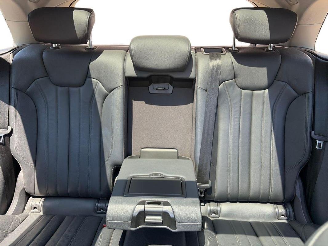 Audi Q5 - Photo 22
