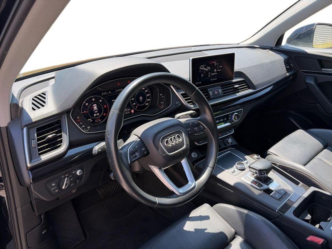 Audi Q5 - Photo 9
