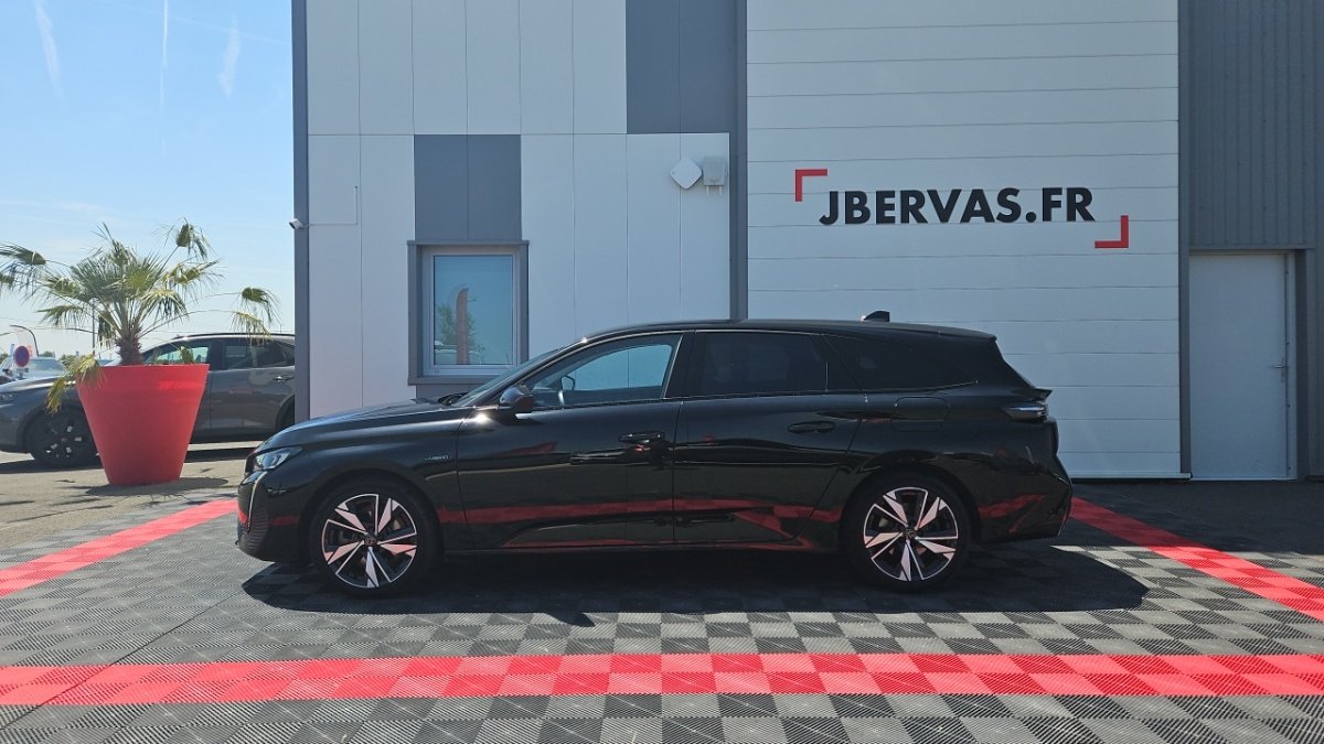 Peugeot 308 SW - Photo 2