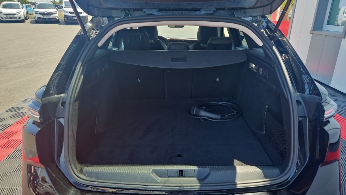 Peugeot 308 SW - Photo 9