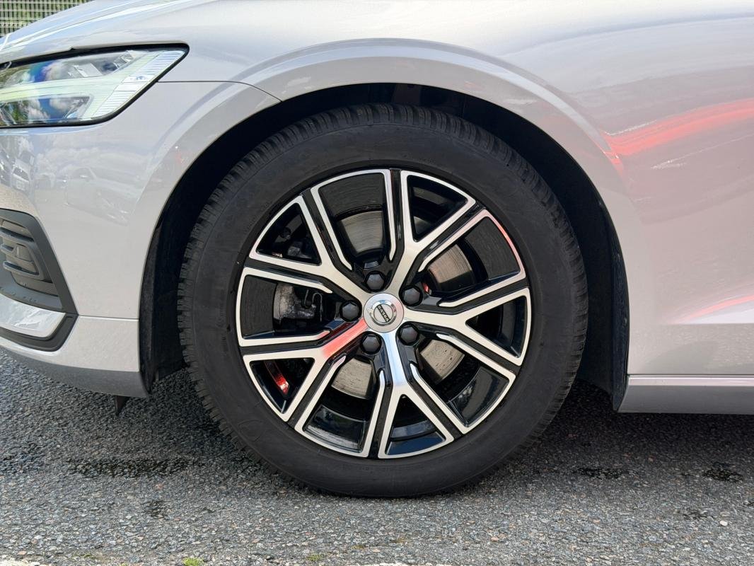 Volvo S60 - Photo 23