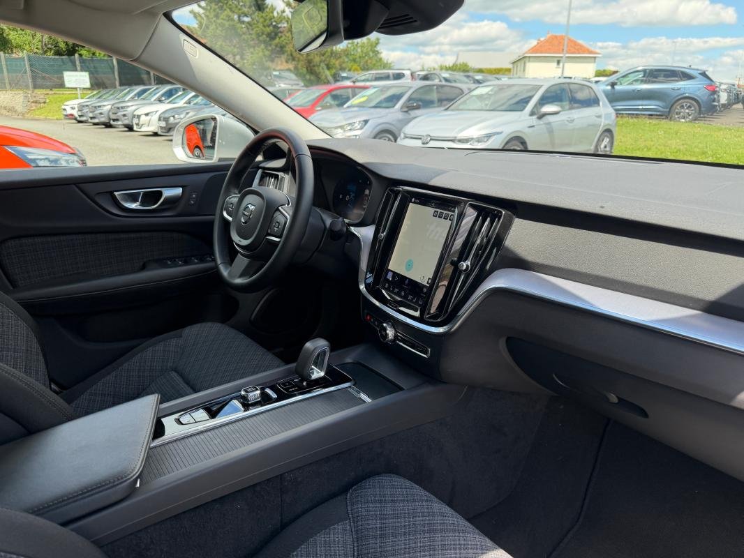 Volvo S60 - Photo 30