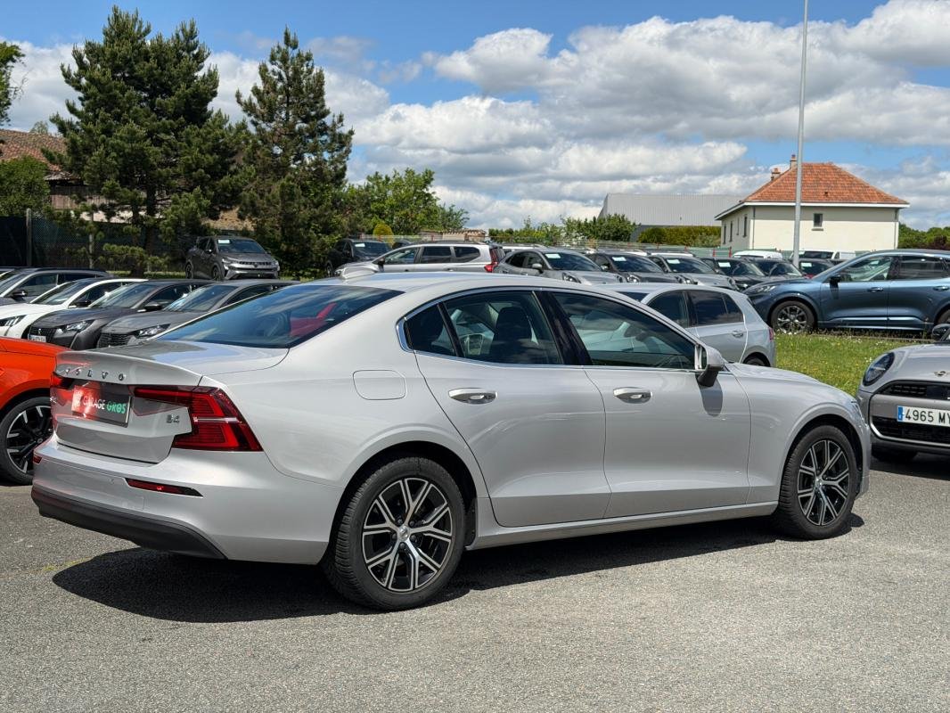Volvo S60 - Photo 3