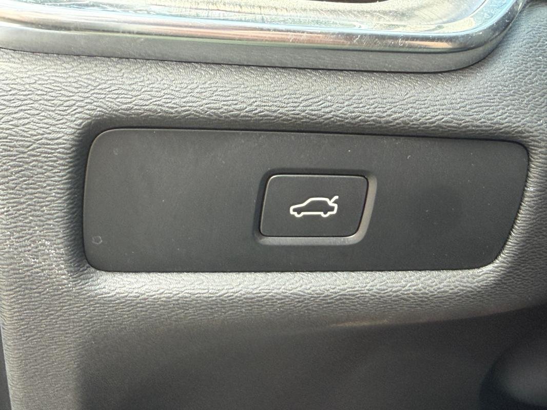 Volvo S60 - Photo 8