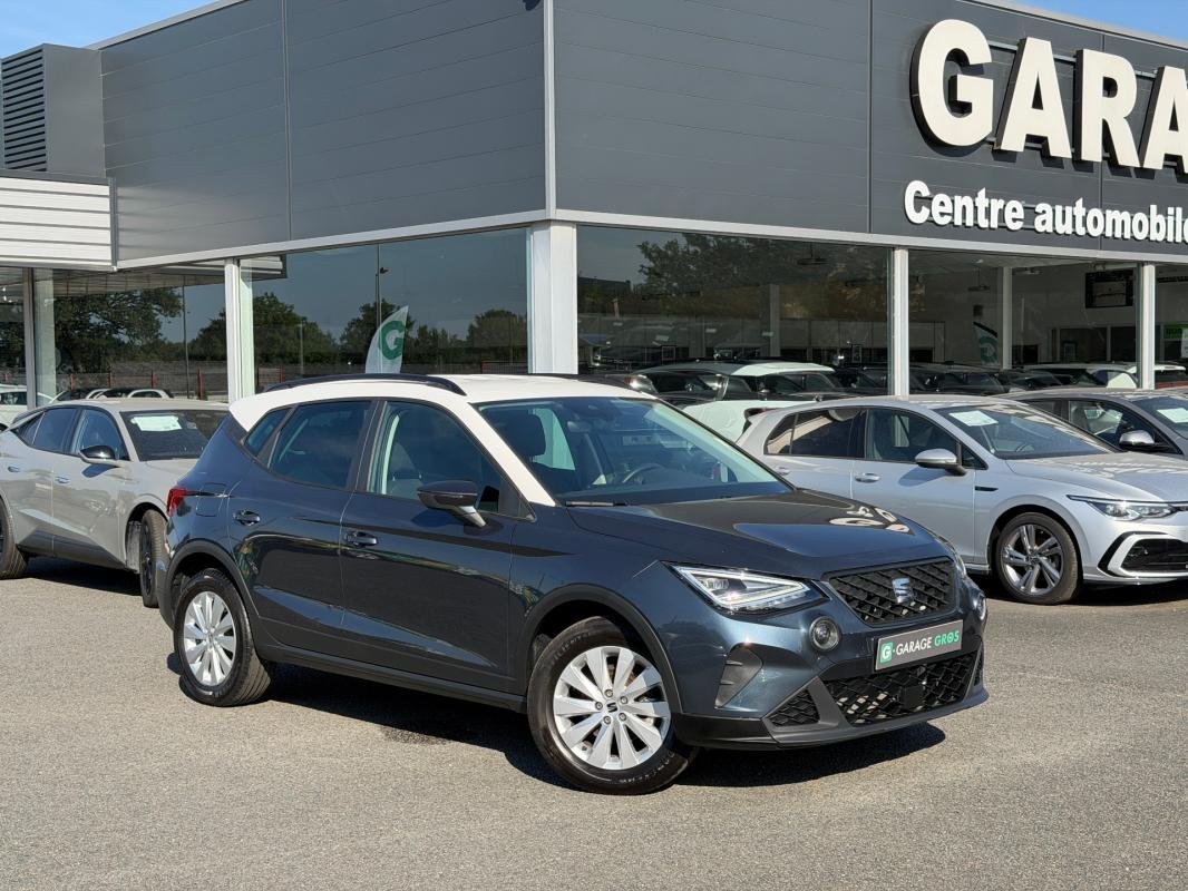 Seat Arona - Photo 1