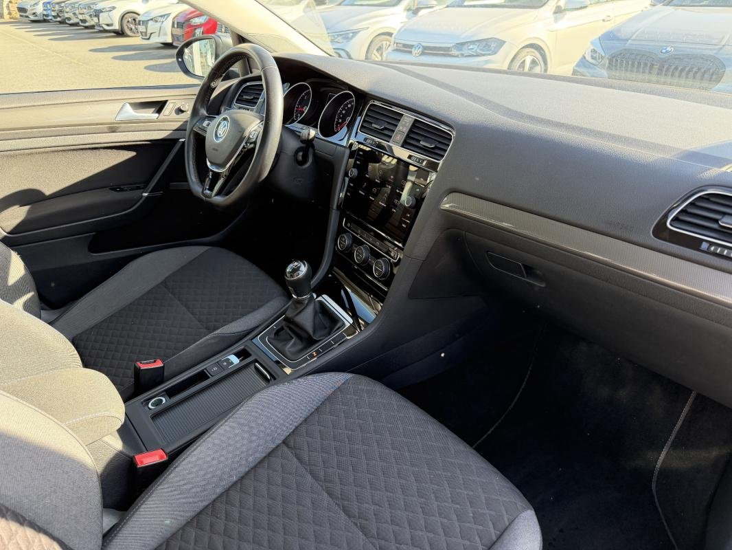 Volkswagen Golf - Photo 20