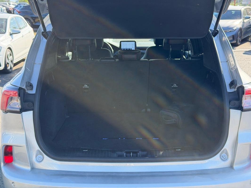 Ford Kuga - Photo 18