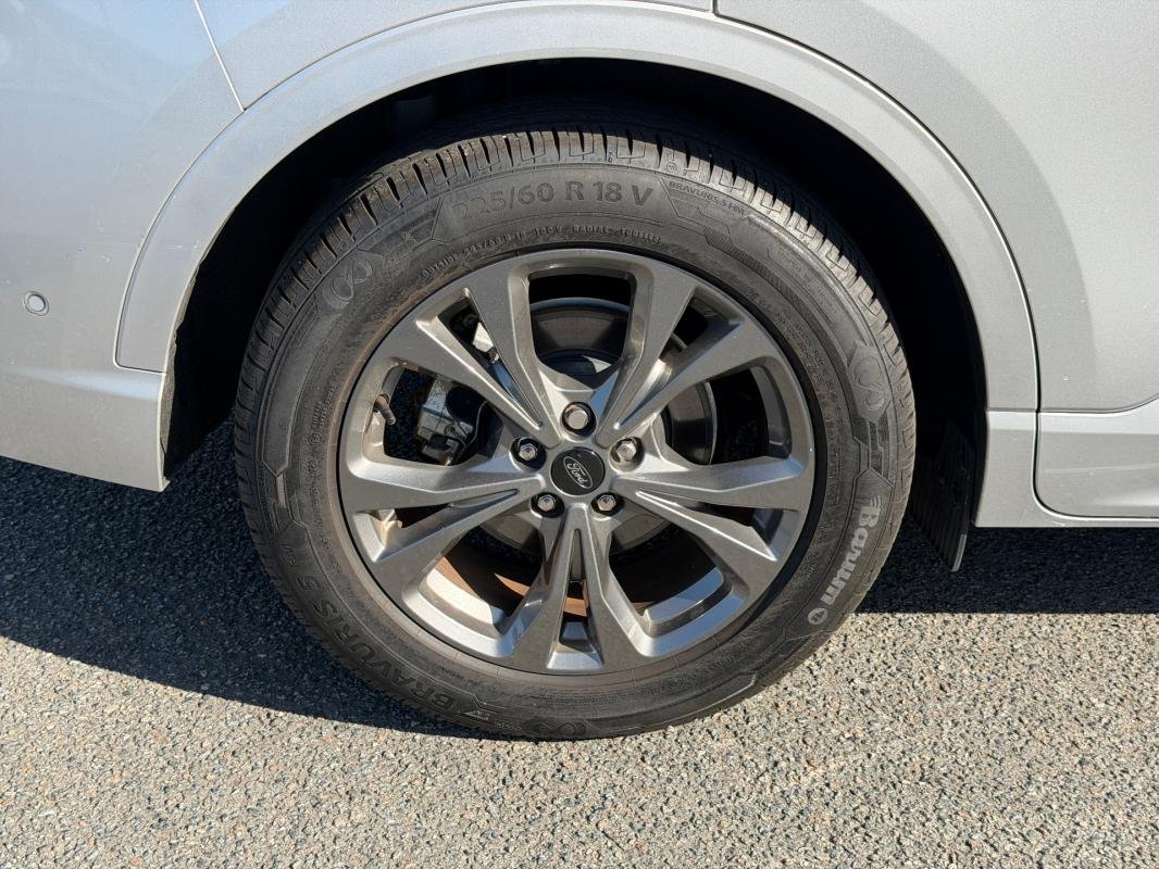 Ford Kuga - Photo 20