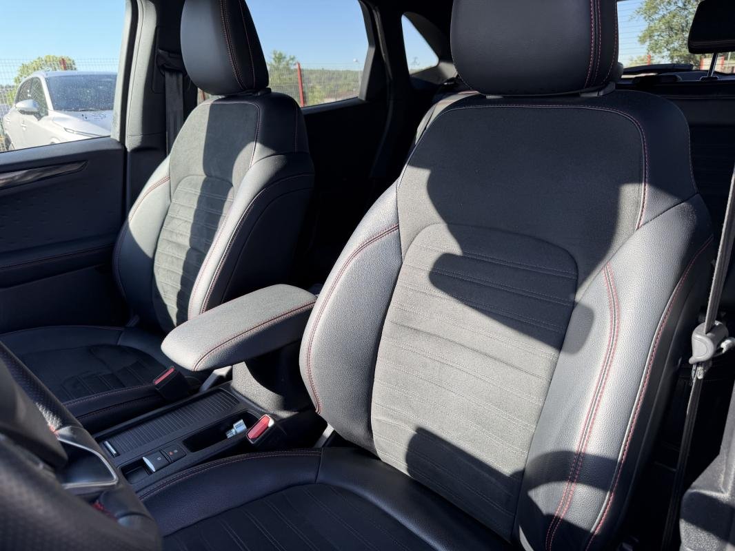 Ford Kuga - Photo 10