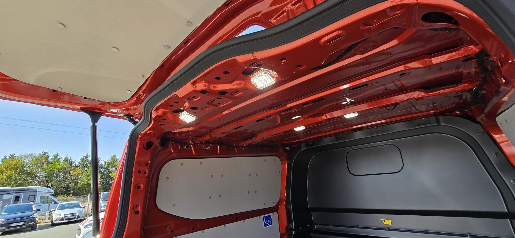 Ford Transit Custom - Photo 11