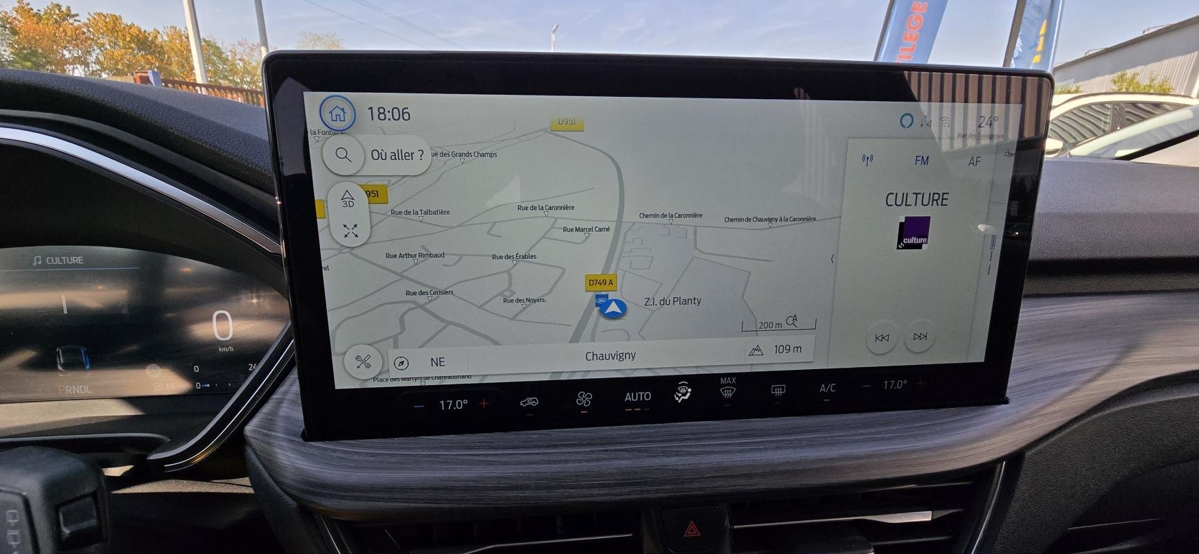 Ford Kuga - Photo 23
