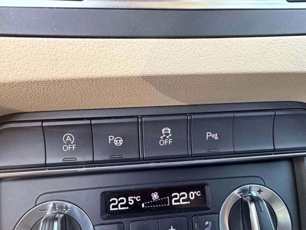 Audi Q3 - Photo 21