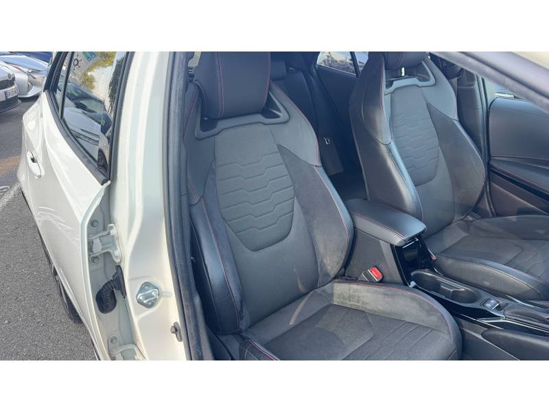 Toyota Corolla - Photo 12