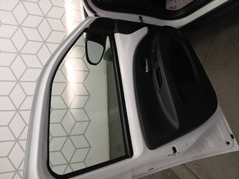 Toyota aygo x - Photo 18