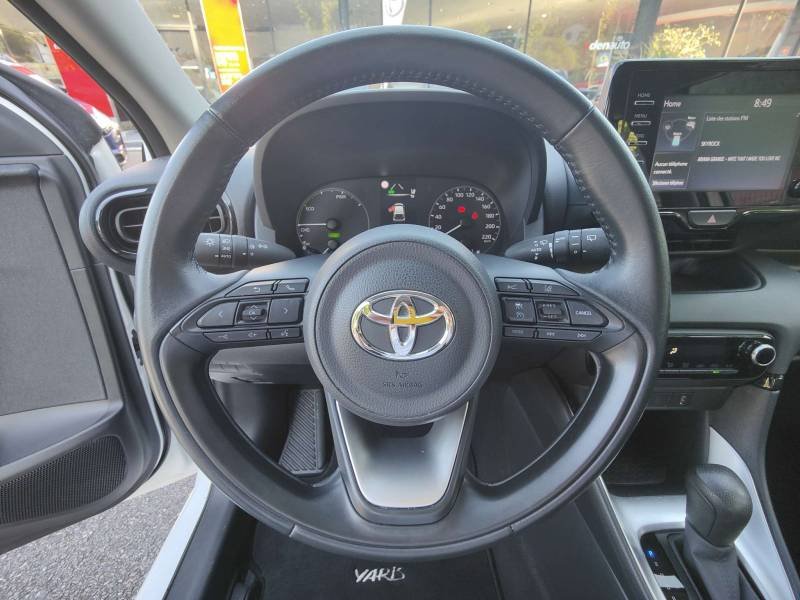 Toyota Yaris - Photo 17