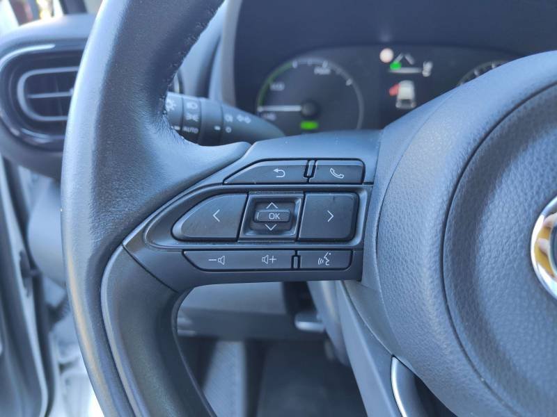 Toyota Yaris - Photo 18