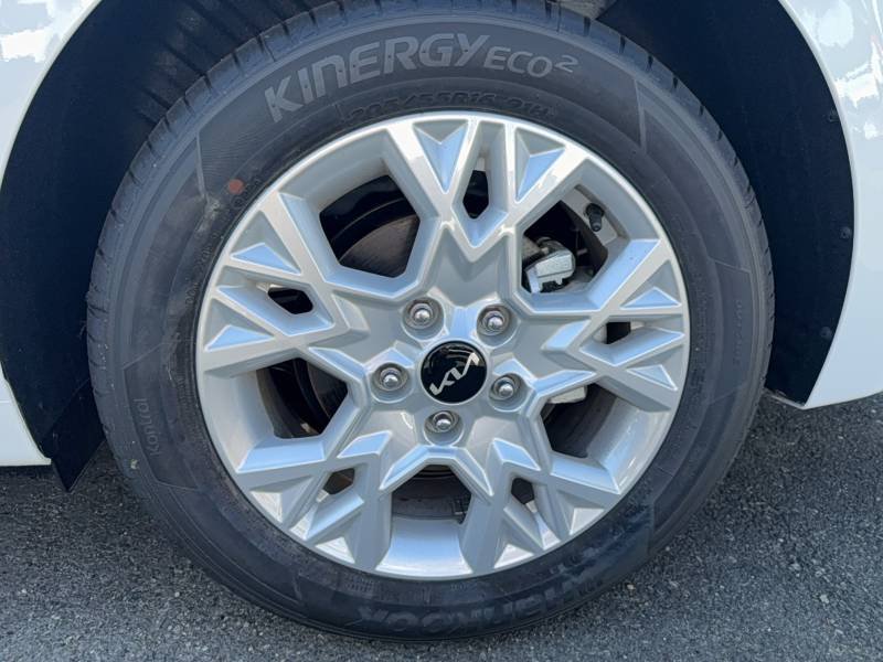 Kia CEED - Photo 15