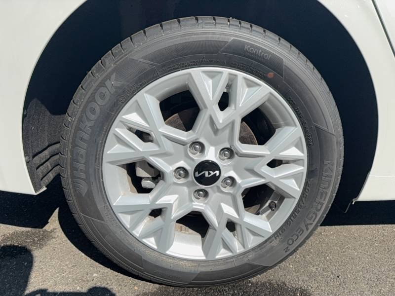 Kia CEED - Photo 16
