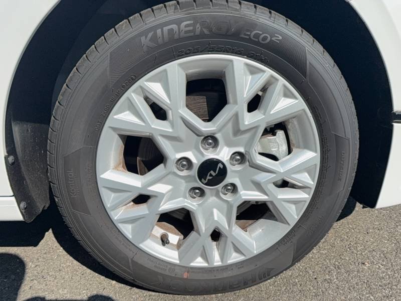 Kia CEED - Photo 17