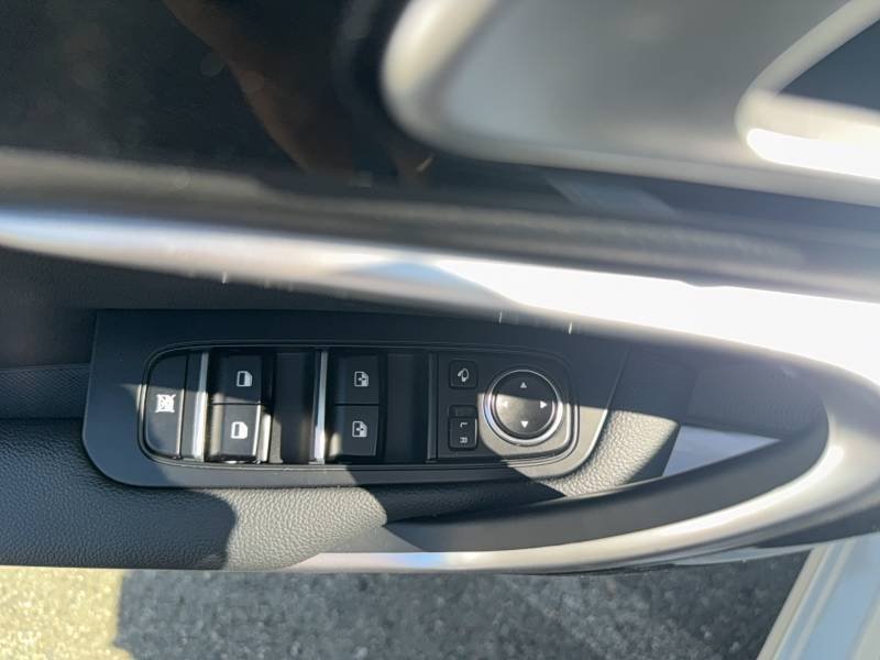 Kia CEED - Photo 18