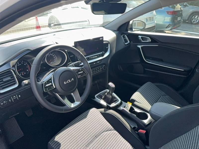 Kia CEED - Photo 49