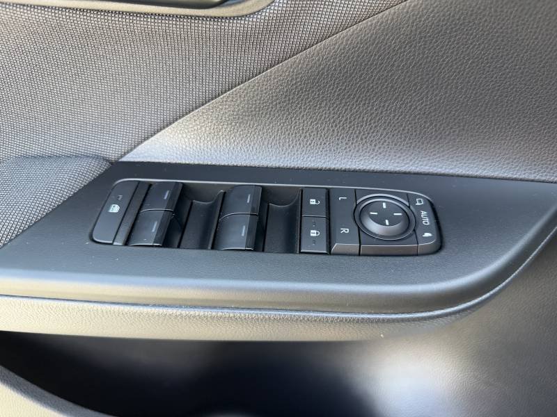 Toyota C-HR - Photo 16