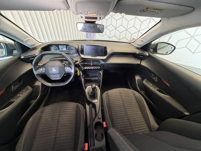 Peugeot 208 - Photo 11