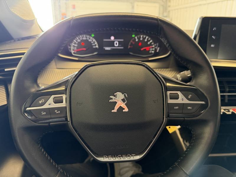 Peugeot 208 - Photo 21