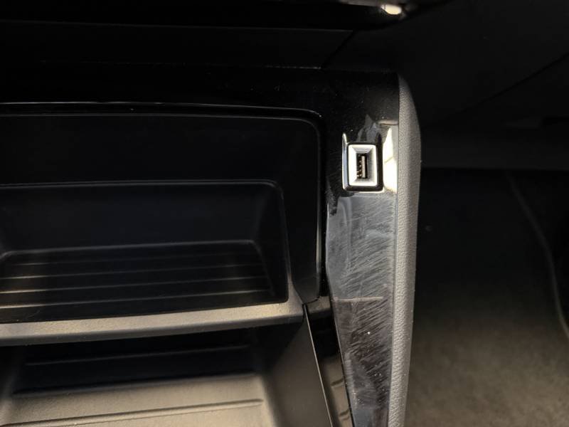 Peugeot 208 - Photo 29