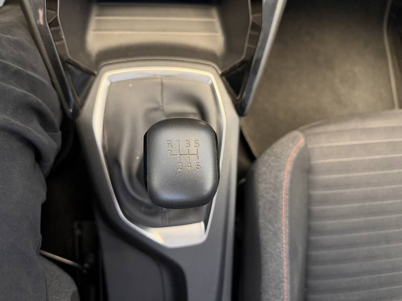 Peugeot 208 - Photo 31