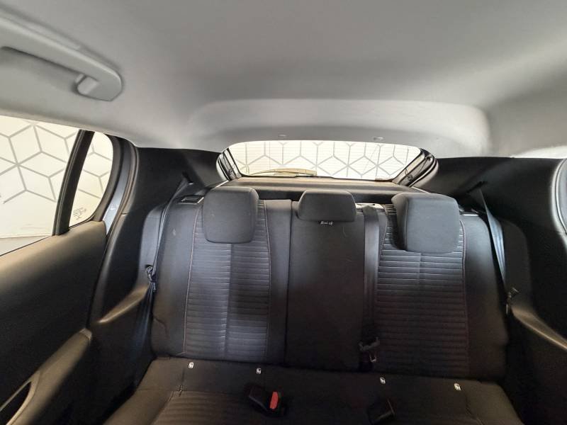 Peugeot 208 - Photo 32