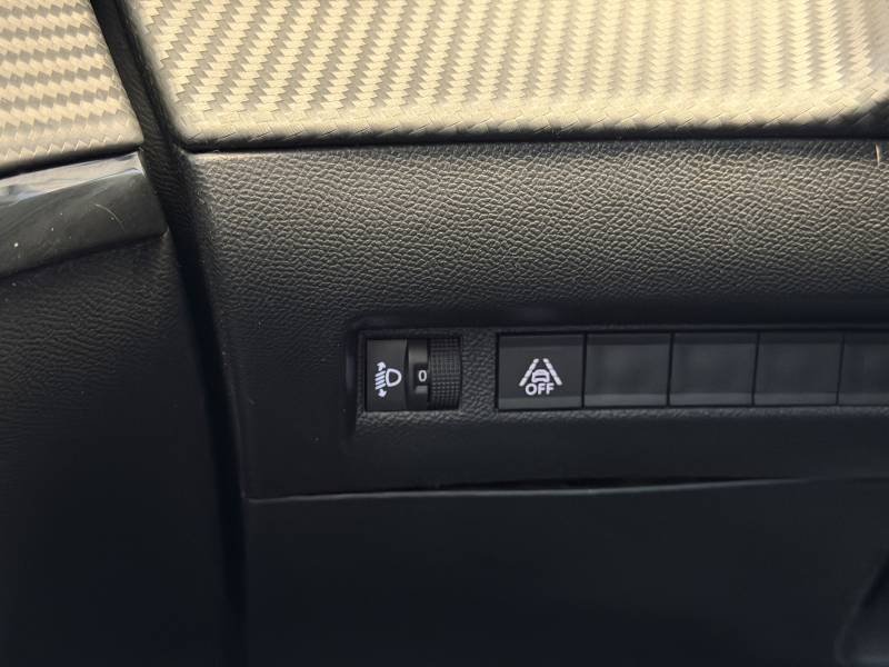 Peugeot 208 - Photo 33