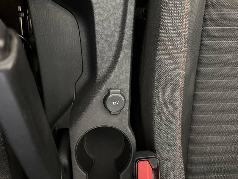 Peugeot 208 - Photo 34