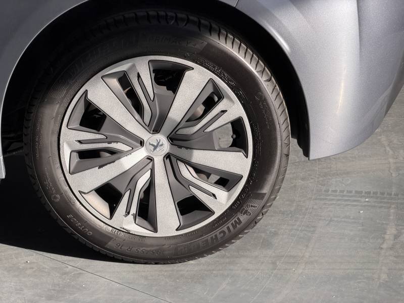 Peugeot 208 - Photo 39