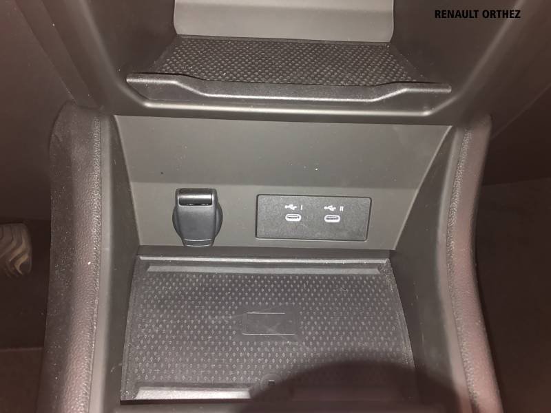 Renault Captur - Photo 24