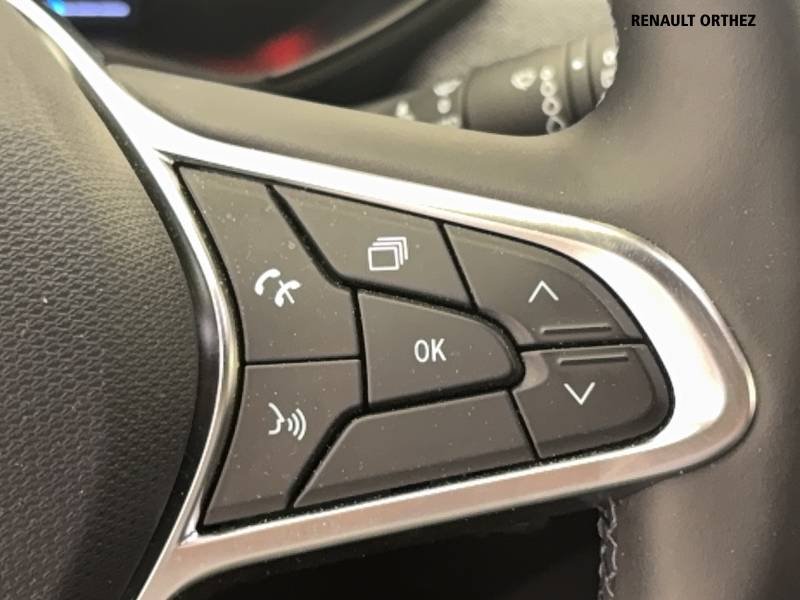 Renault Clio - Photo 25