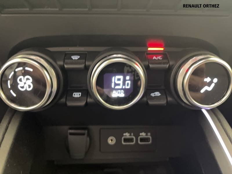 Renault Clio - Photo 32