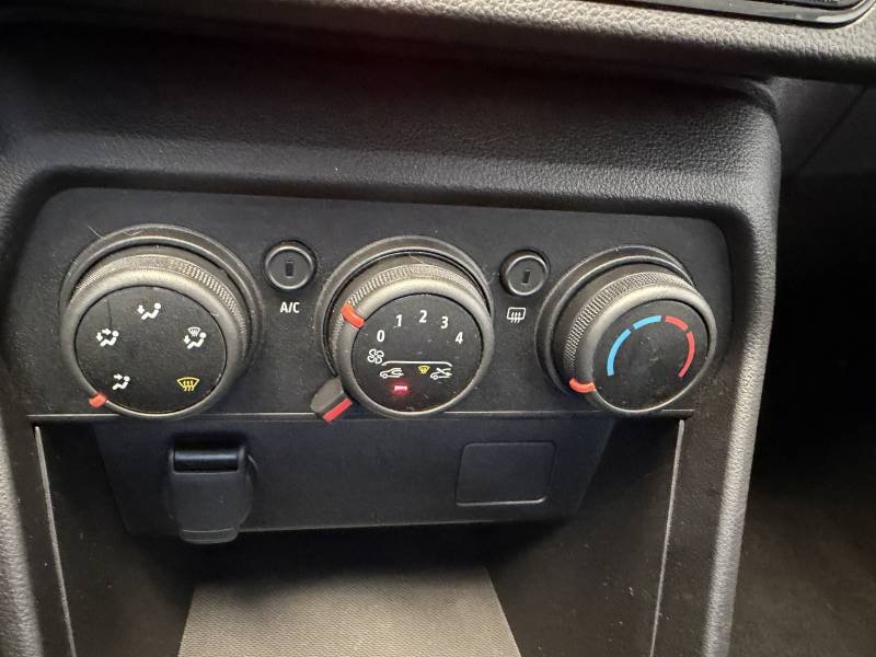 Dacia Sandero - Photo 38
