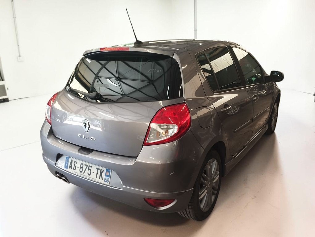 Renault Clio - Photo 2