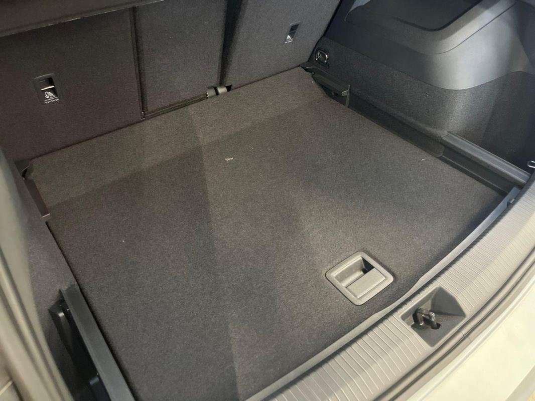 Volkswagen Tiguan - Photo 32