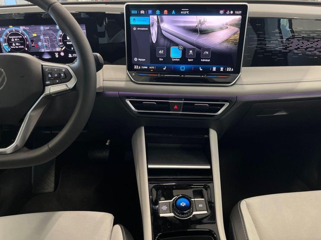 Volkswagen Tiguan - Photo 10
