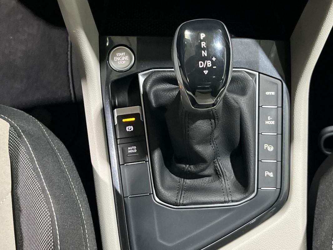Volkswagen Tiguan - Photo 11