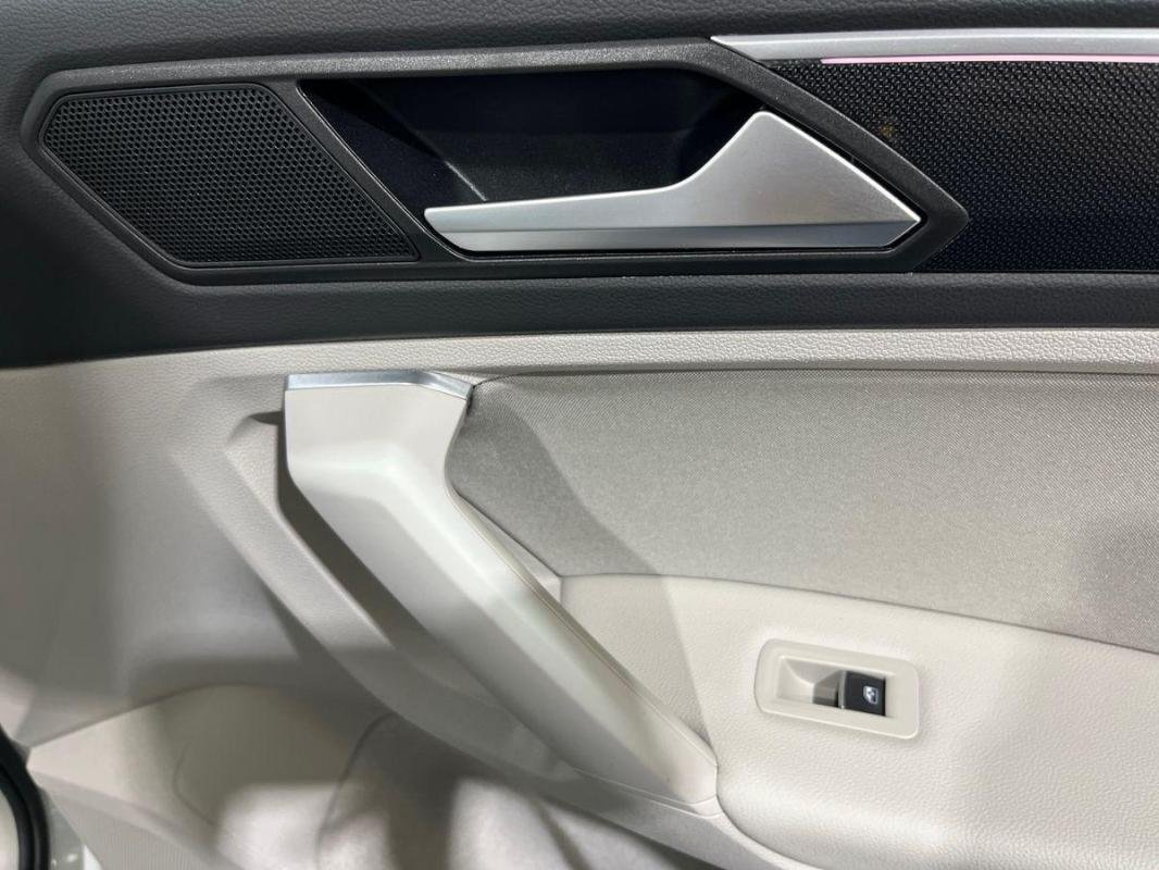 Volkswagen Tiguan - Photo 15