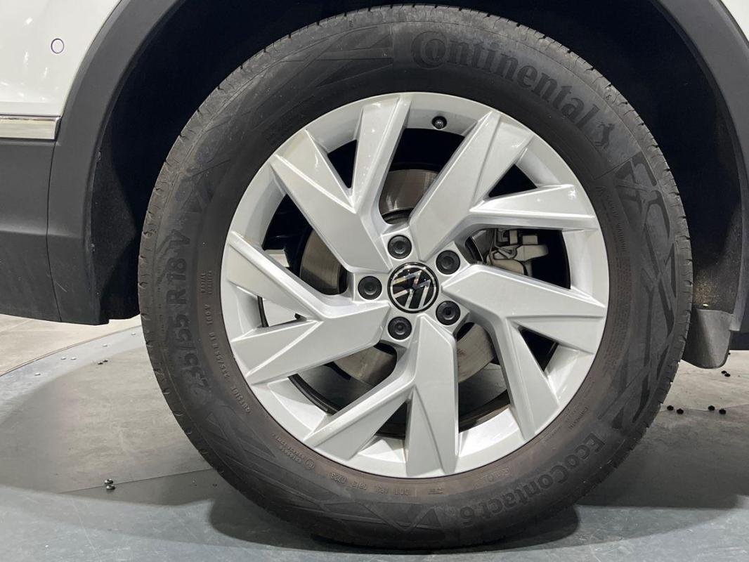 Volkswagen Tiguan - Photo 28