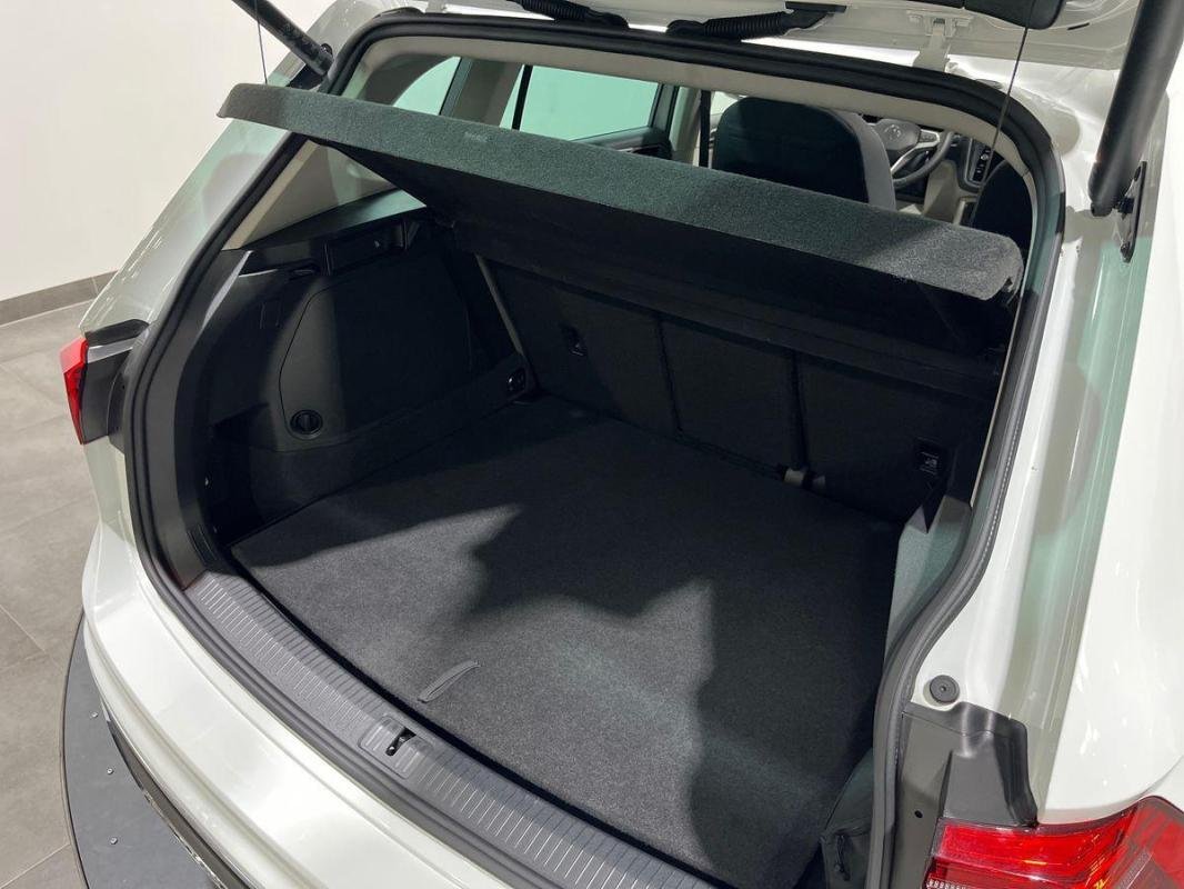 Volkswagen Tiguan - Photo 32