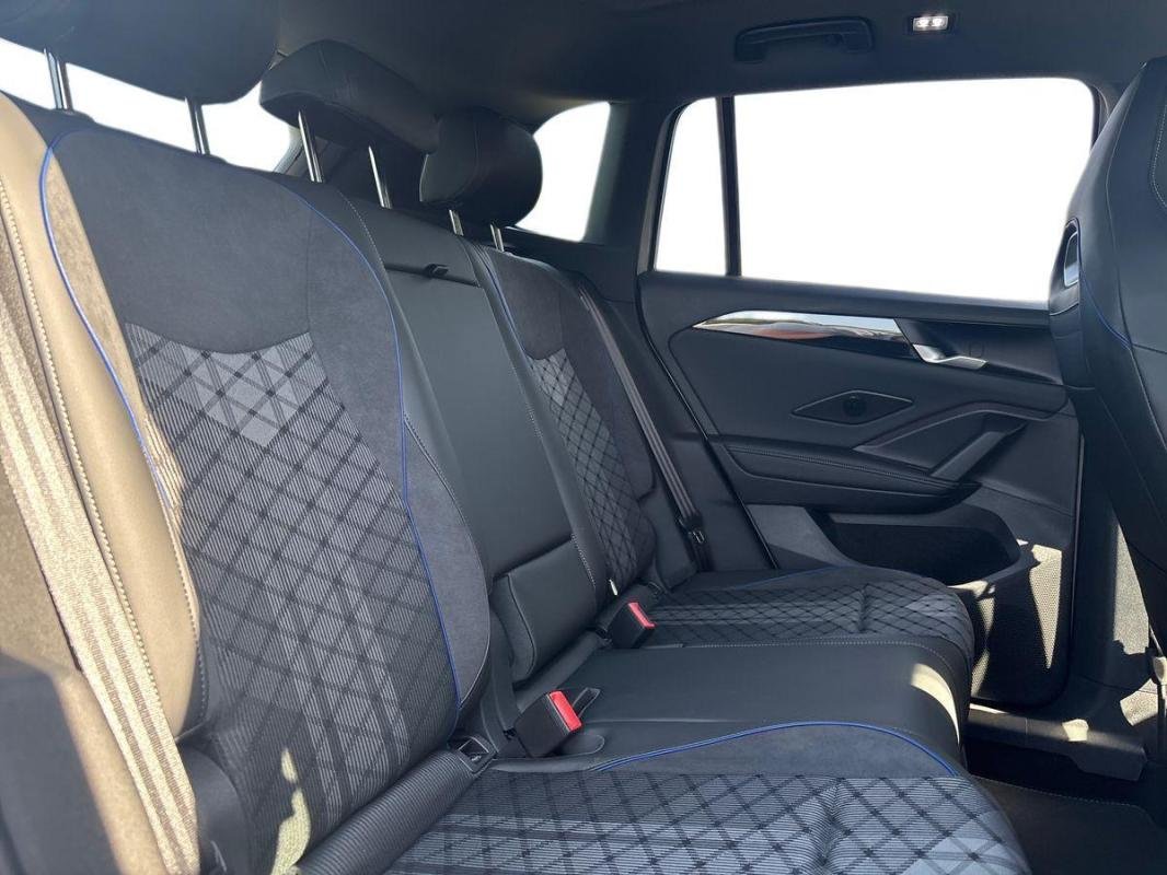 Volkswagen Tiguan - Photo 23