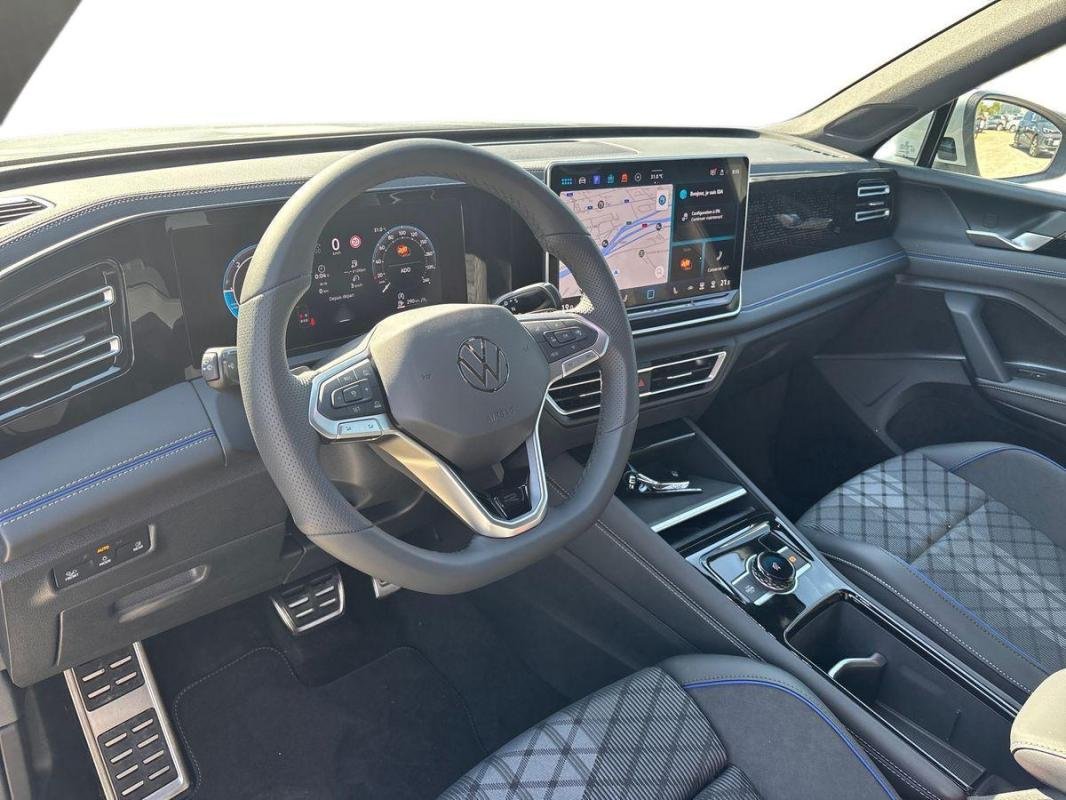 Volkswagen Tiguan - Photo 9