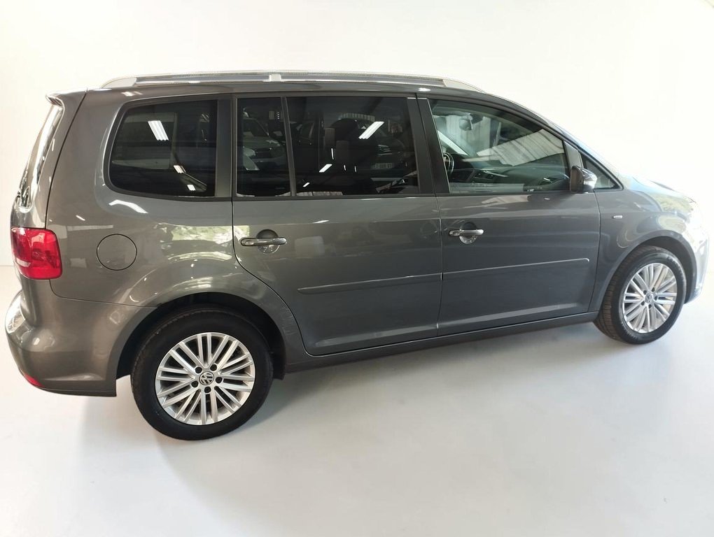 Volkswagen Touran - Photo 7