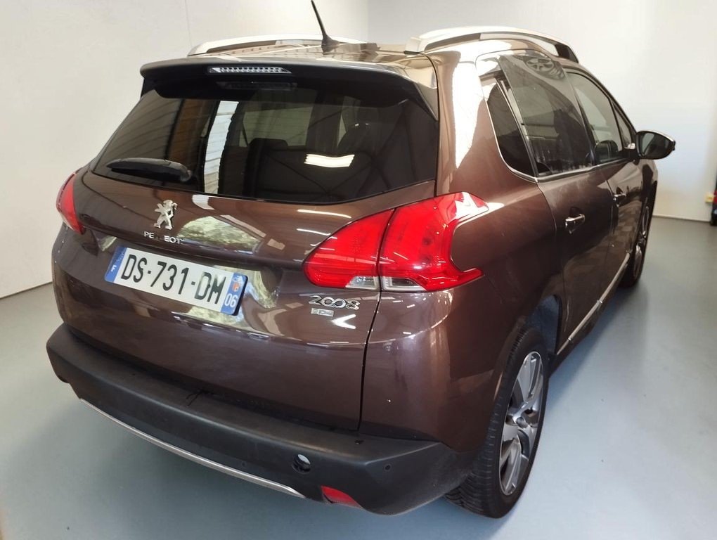 Peugeot 2008 - Photo 2