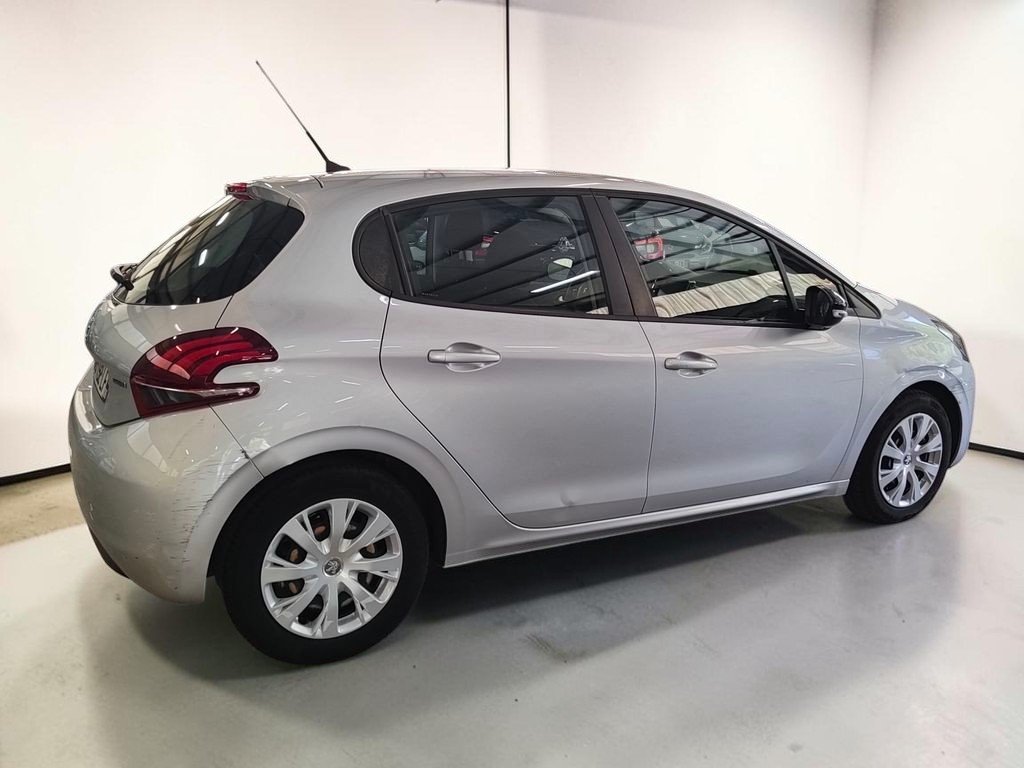 Peugeot 208 - Photo 7